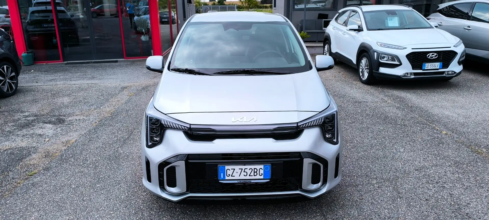 Kia Picanto 1.0 12V 5 porte GT LINE NAVI CAMERA LED VIRTUAL PE Zilver - 2