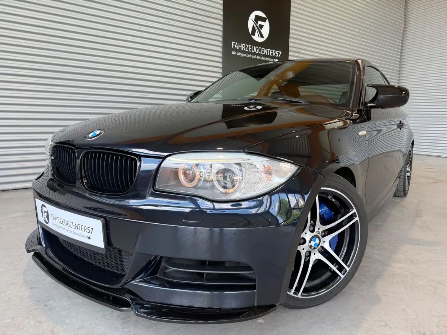 BMW 135 i Coupé /DKG/NAVI/BI-XENON/SCHIEBEDACH Czarny - 1