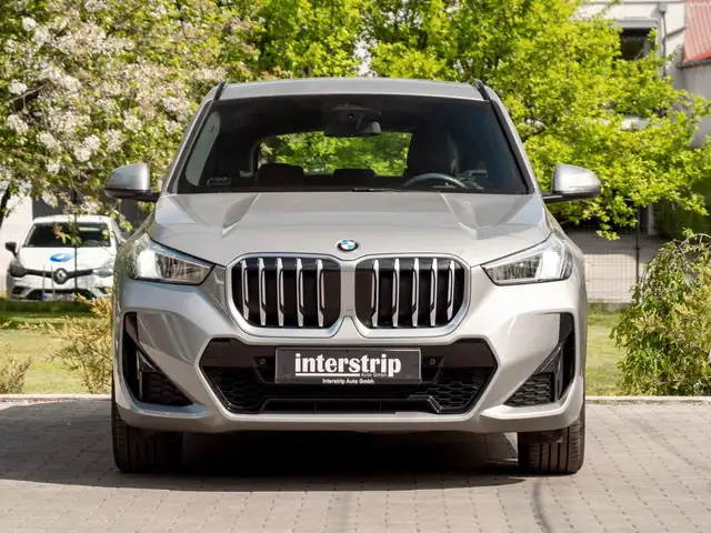 BMW X1 view 2