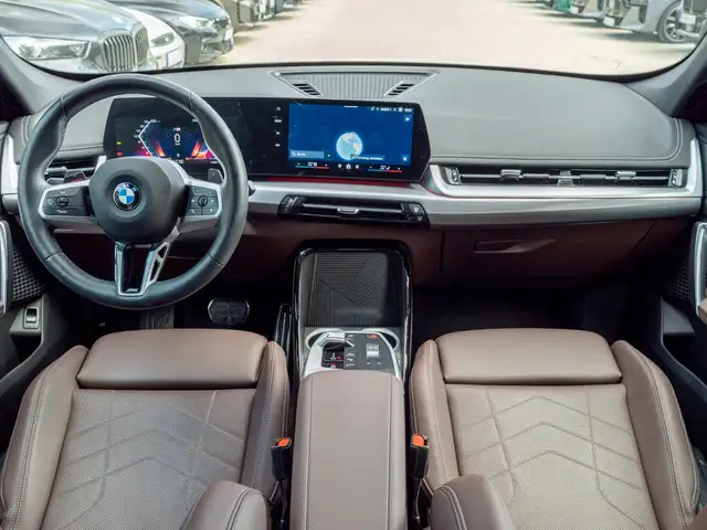 BMW X1 view 14