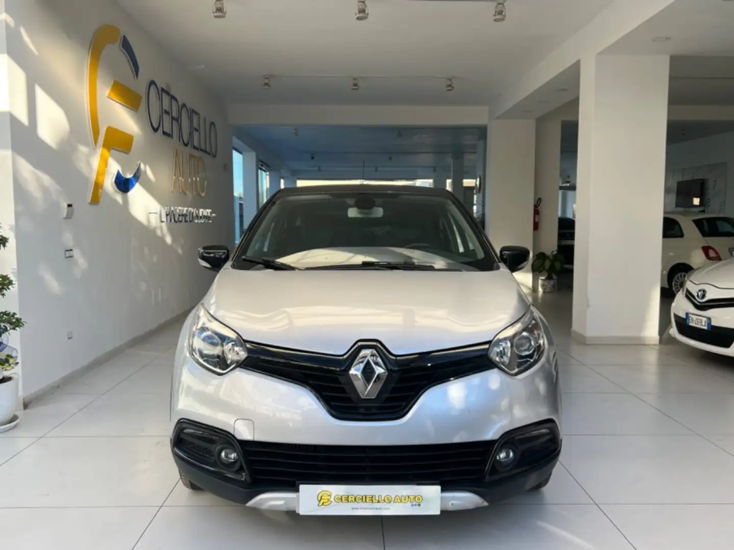 Renault Captur dCi 8V 110 CV Start&Stop Energy Intens Grigio - 1