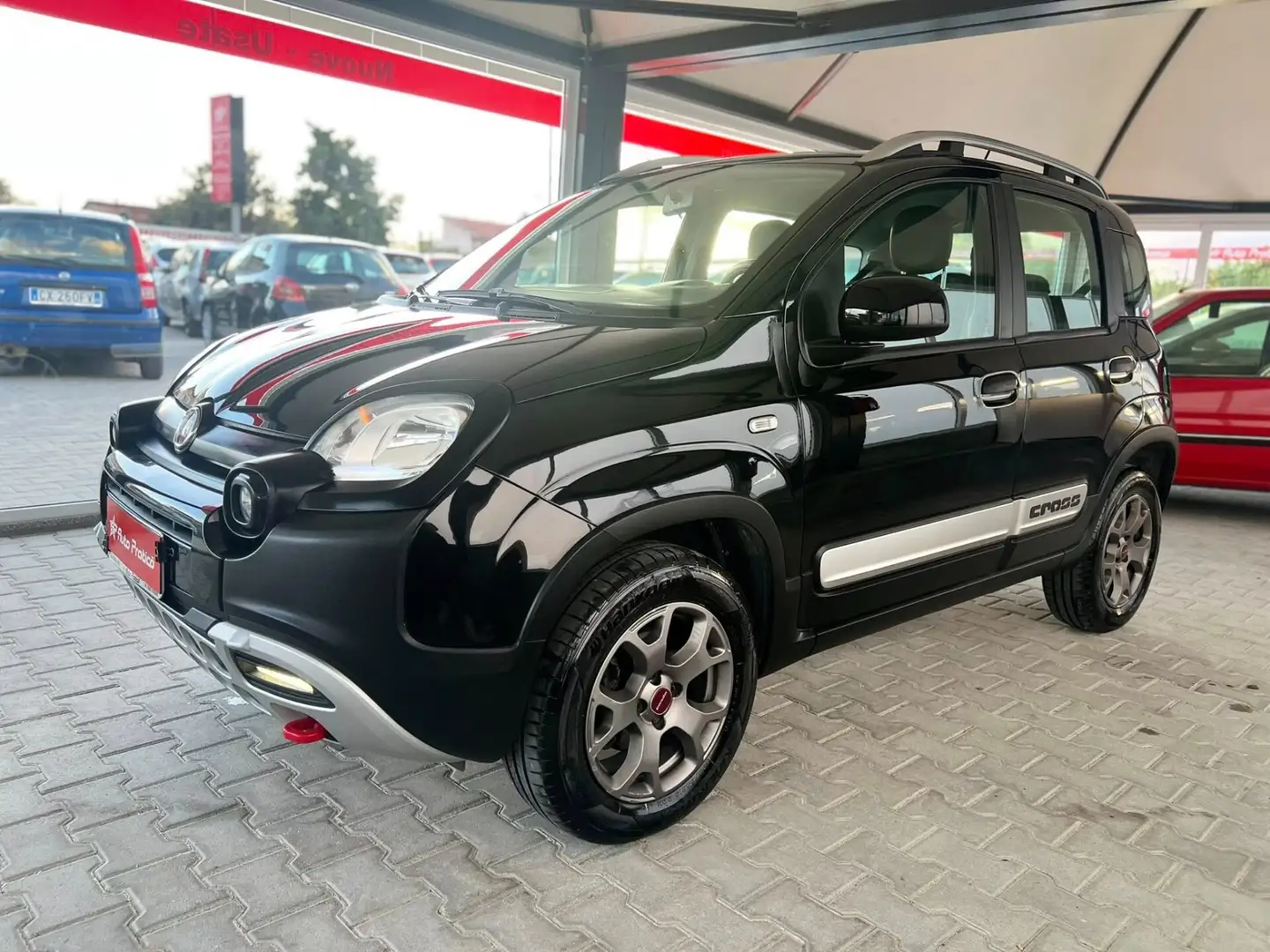 Fiat Panda Panda Cross 1.3 MJT 95 CV S&S 4x4 Noir - 1