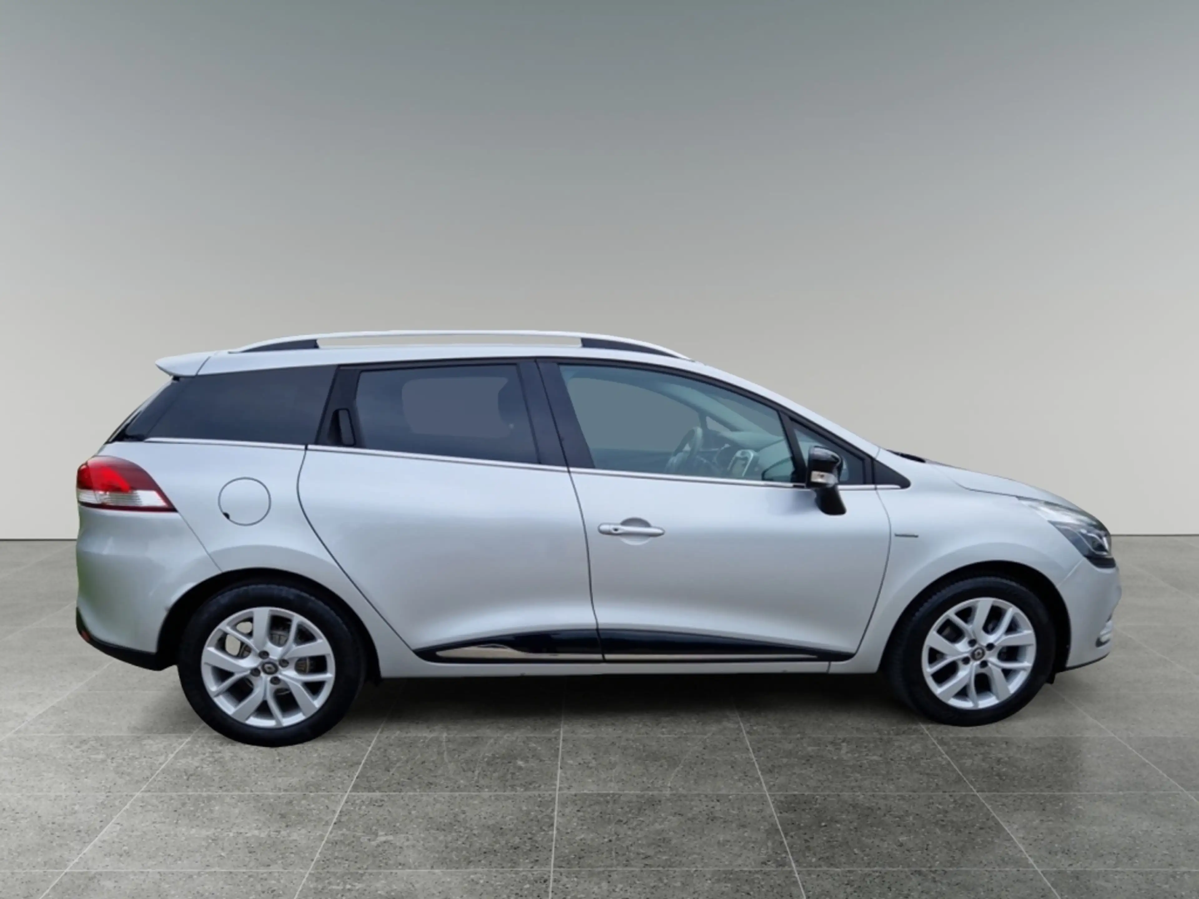 Renault Clio Estate 0.9 TCe Limited NW.Staat. 100%DOH Dealer on — photo 4
