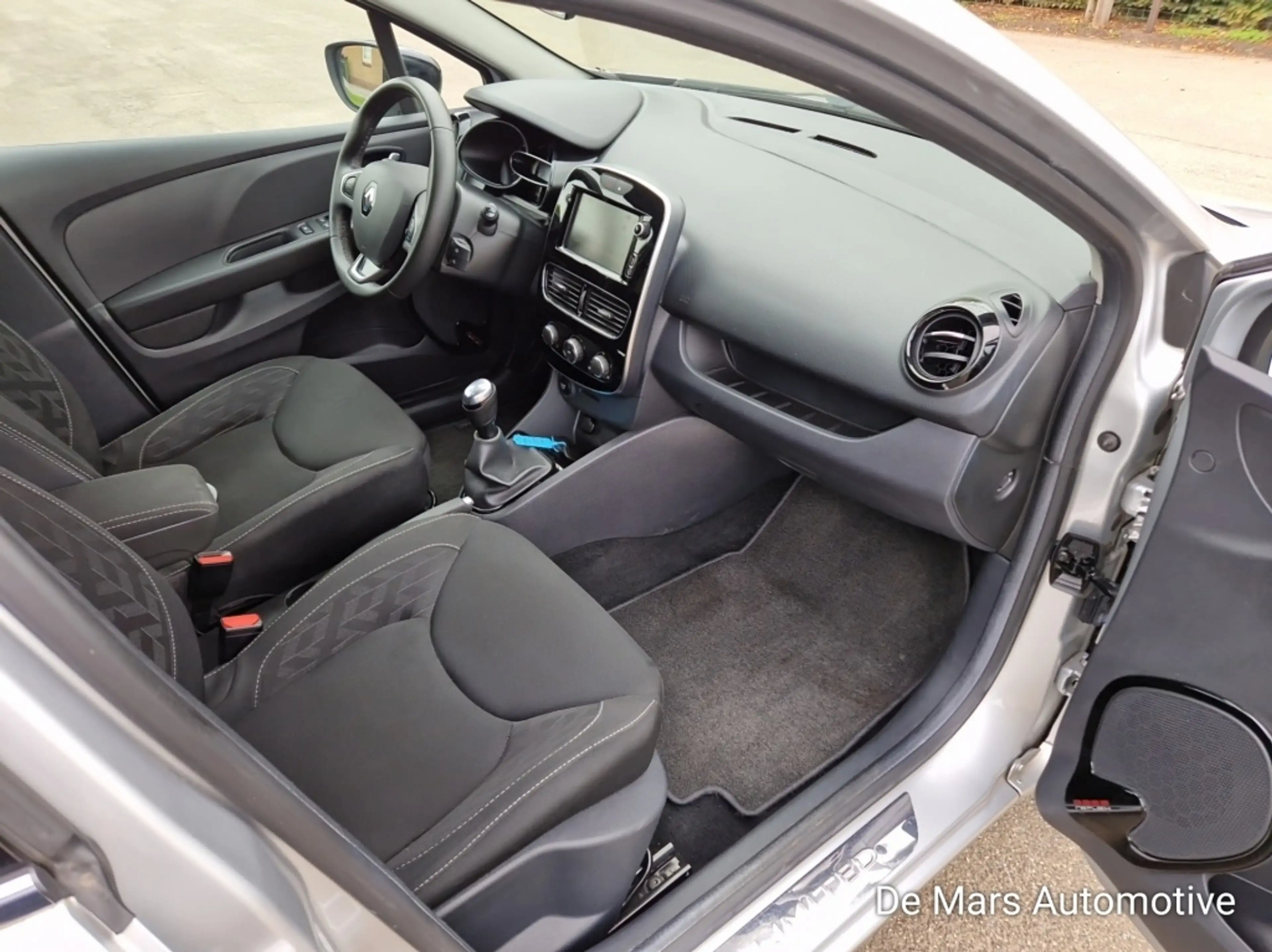 Renault Clio Estate 0.9 TCe Limited NW.Staat. 100%DOH Dealer on — photo 8
