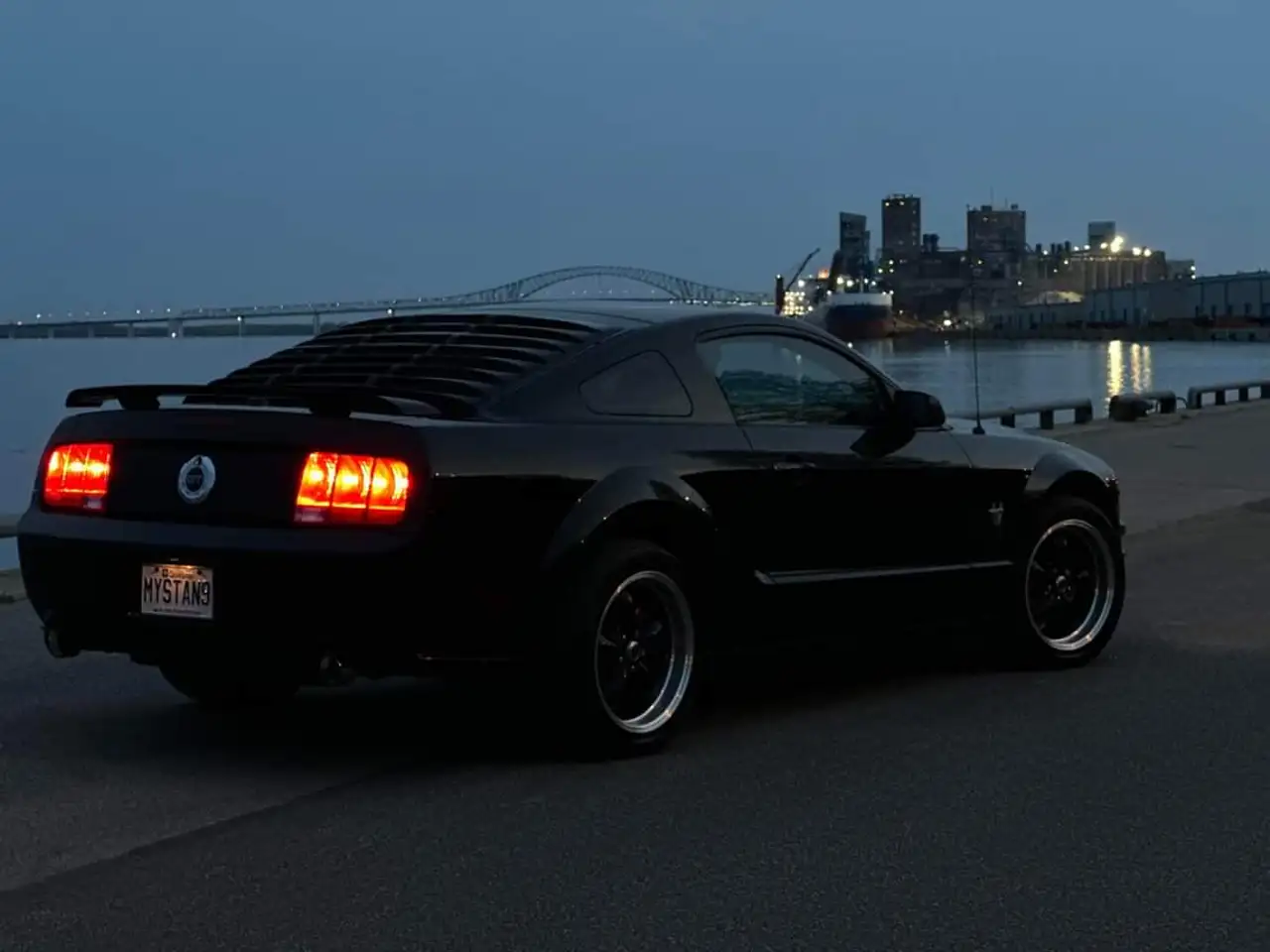 Ford Mustang снимка Ford Mustang