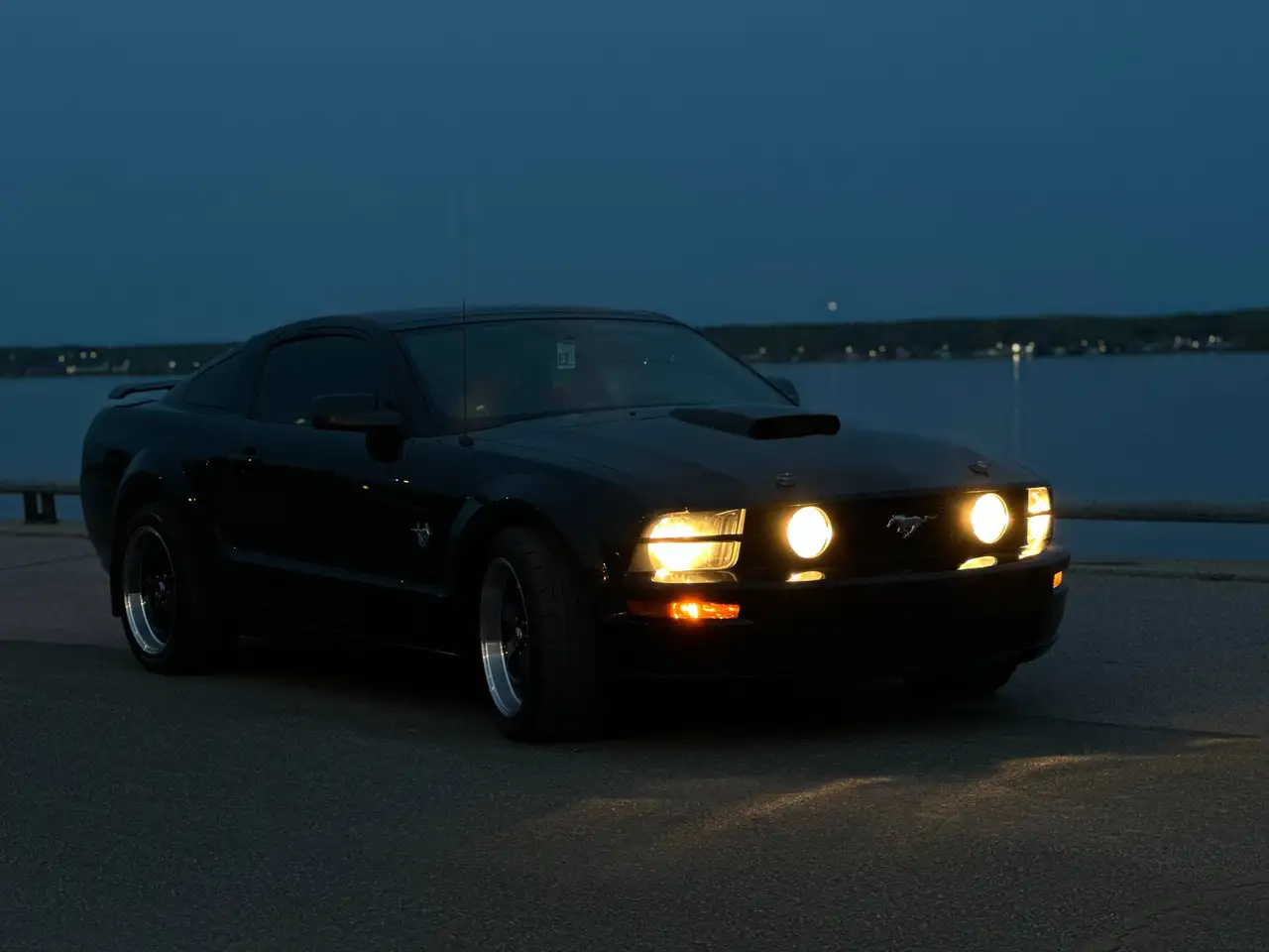 Ford Mustang снимка Ford Mustang