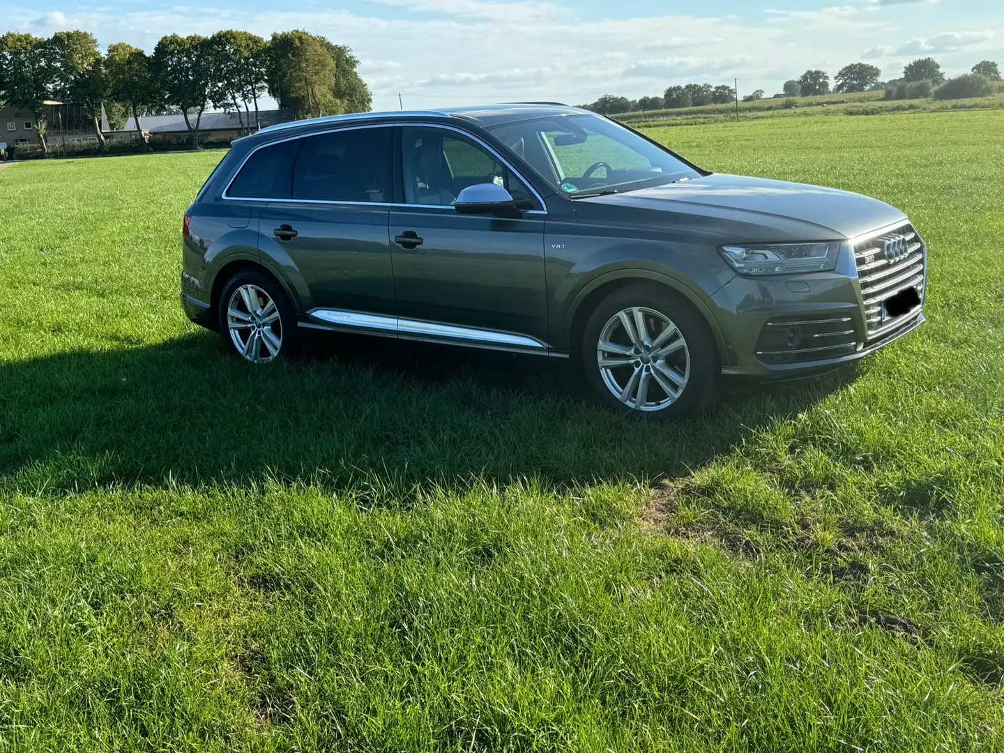 Audi SQ7 4.0 TDI quattro Grau - 1
