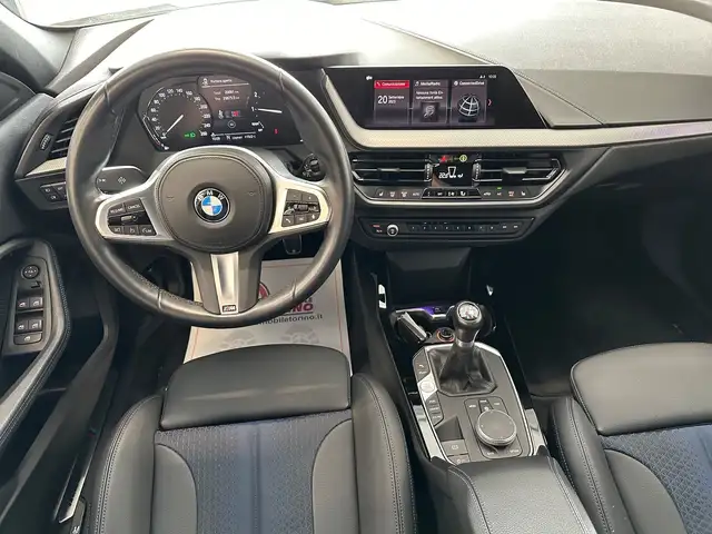 BMW 1 Series view 9