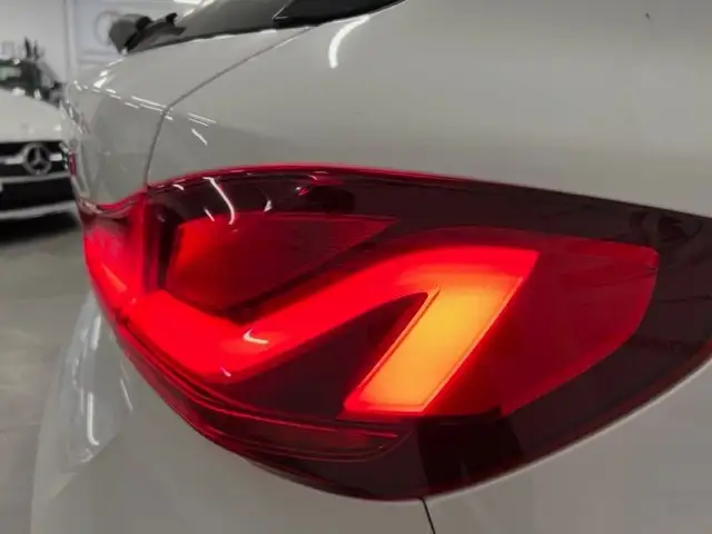 BMW 1 Series view 7