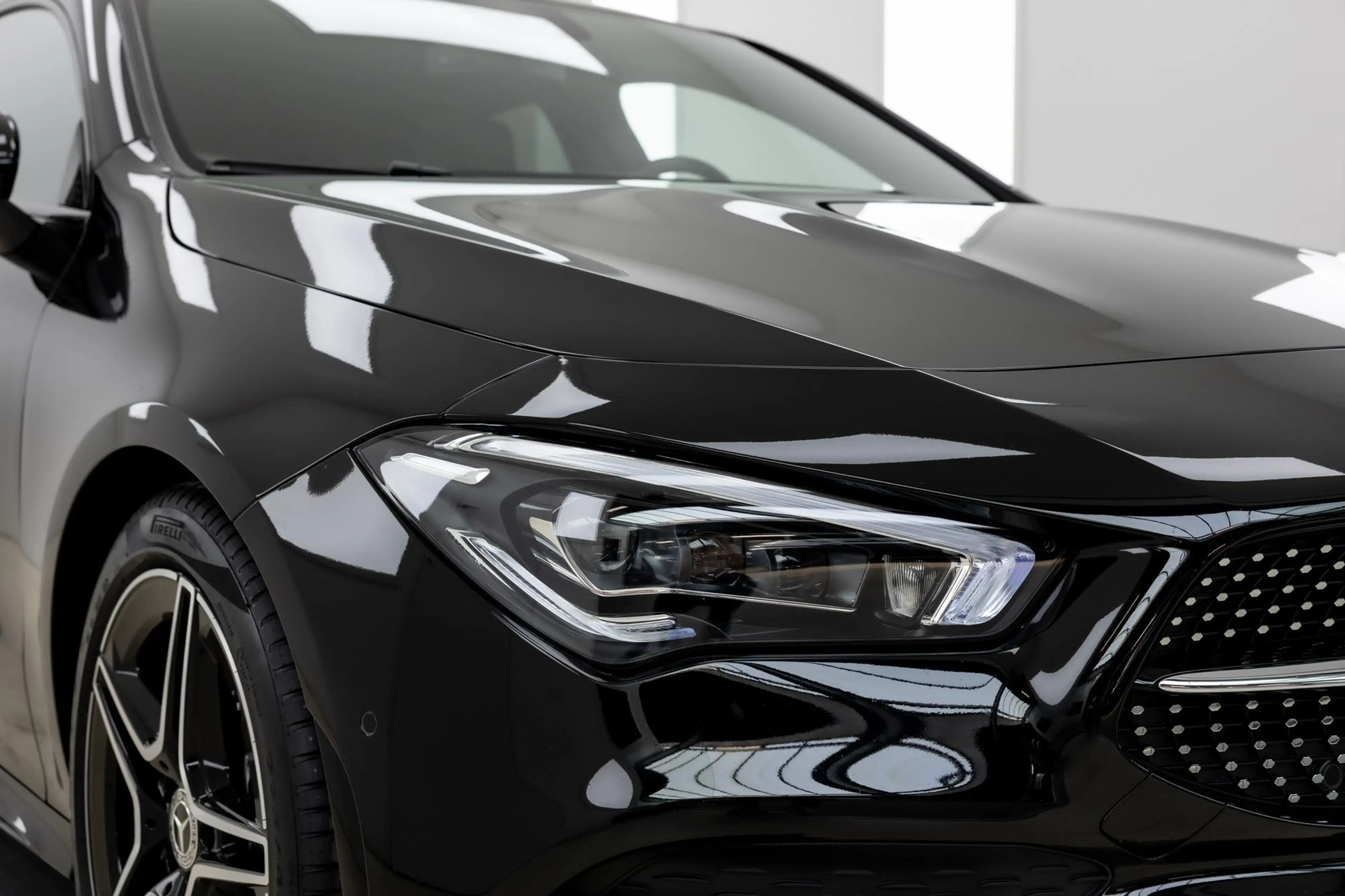 Mercedes-Benz CLA 220 Shooting Brake Premium Plus AMG-line — photo 5