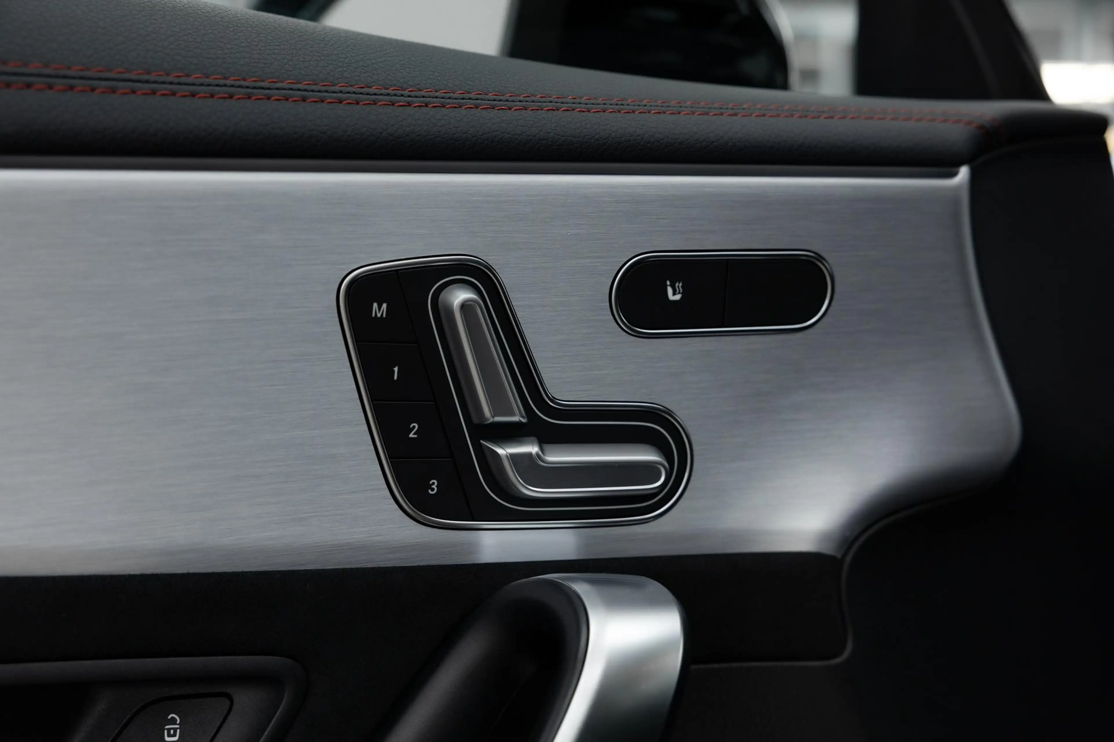 Mercedes-Benz CLA 220 Shooting Brake Premium Plus AMG-line — photo 13