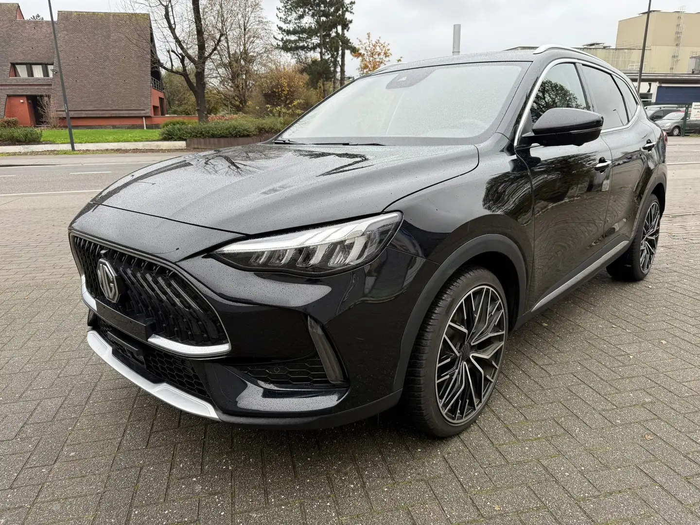 MG HS HS 1.5 T-GDi Luxury DCT GARANTIE 1AN/JAAR Zwart - 1