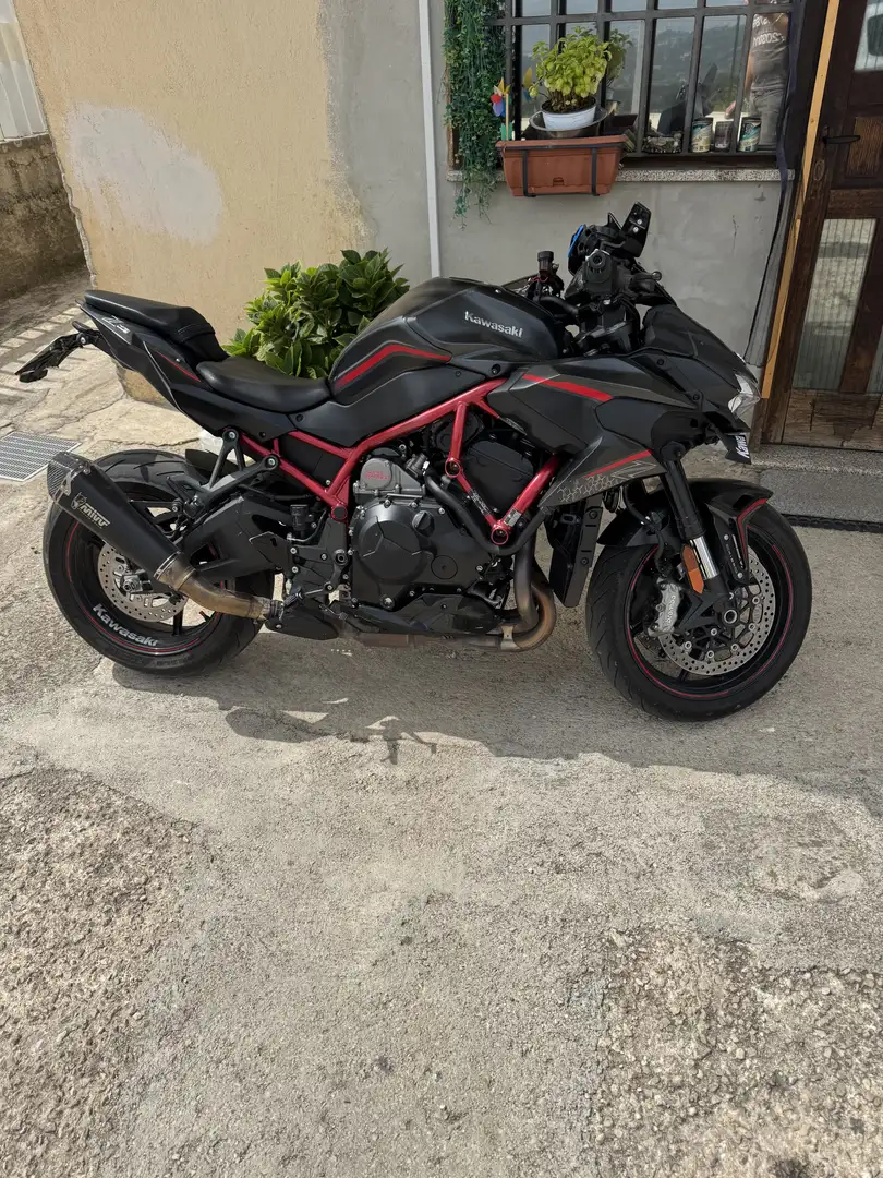 Kawasaki Z H2 metallic matte carbon grey Fekete - 2