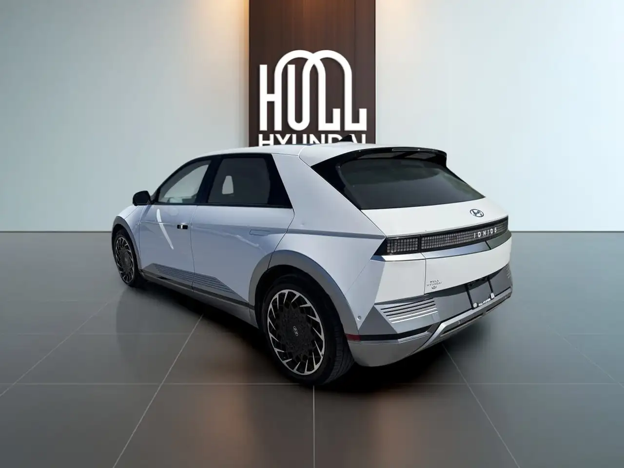 Hyundai IONIQ 5 снимка Hyundai IONIQ 5