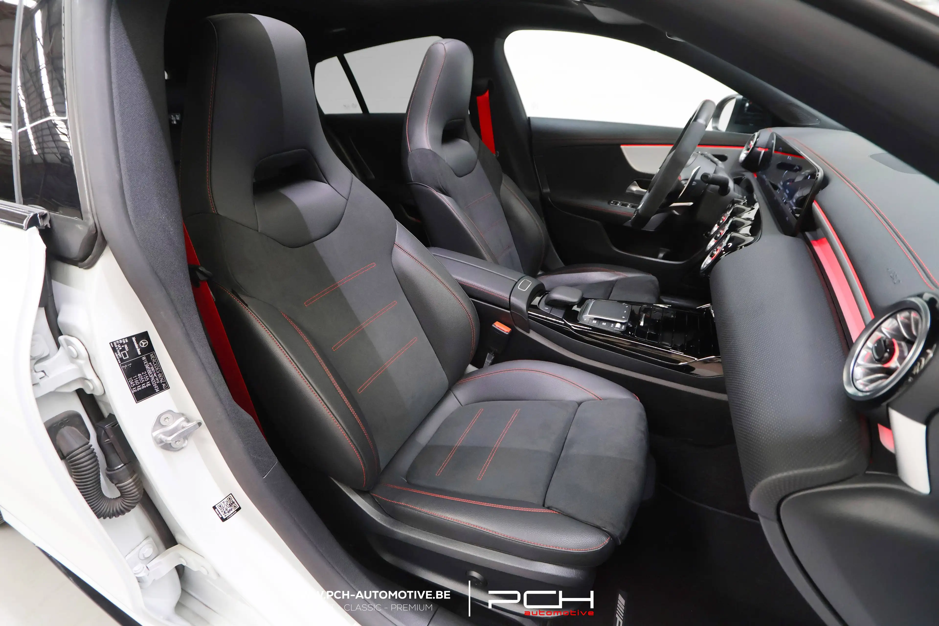 Mercedes-Benz CLA 35 AMG Shooting Brake 2.0 Turbo 306cv 4-Matic Aut. — photo 9
