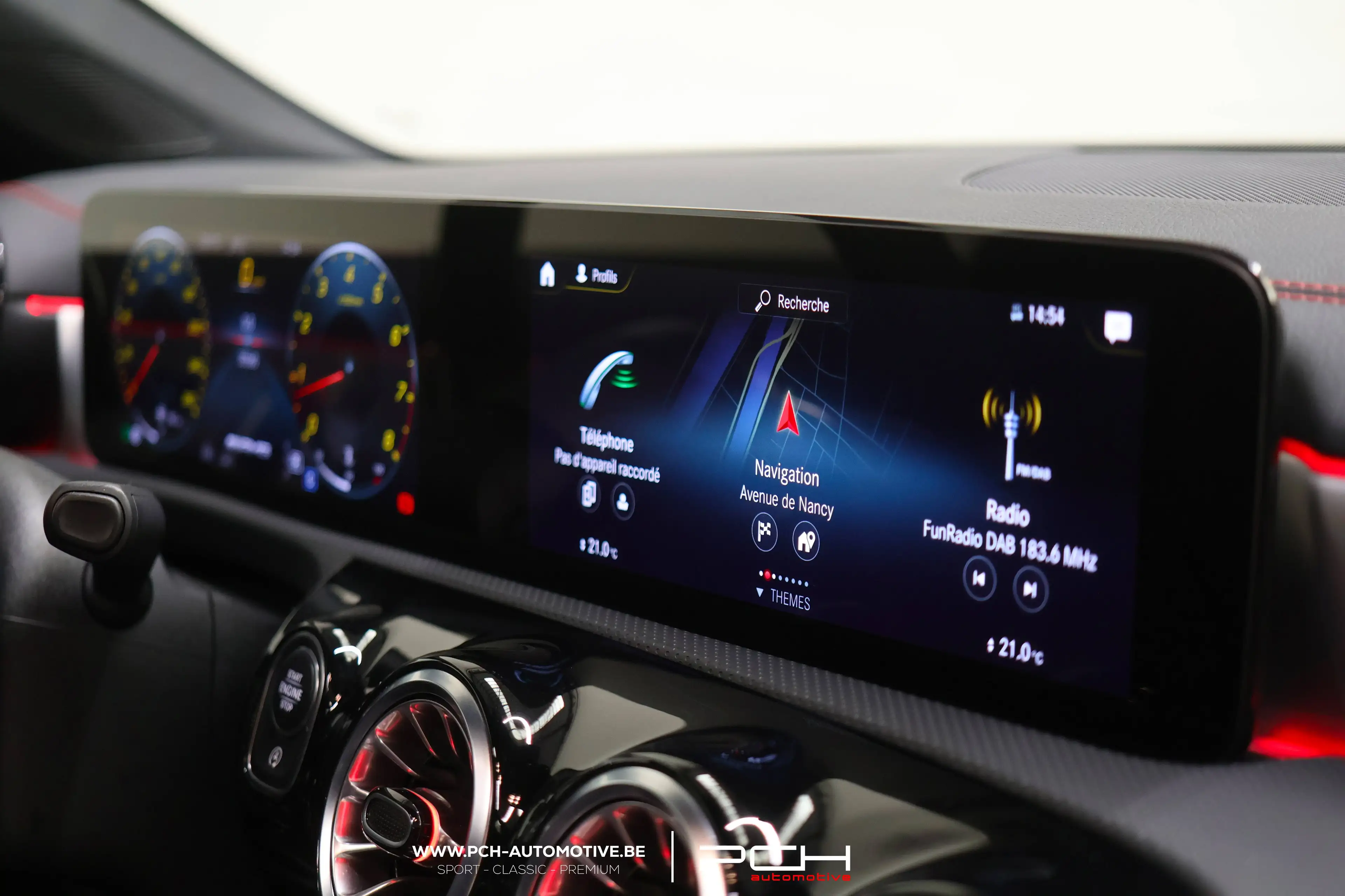 Mercedes-Benz CLA 35 AMG Shooting Brake 2.0 Turbo 306cv 4-Matic Aut. — photo 13