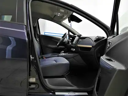 Annonce voiture d'occasion Renault ZOE - CARADIZE