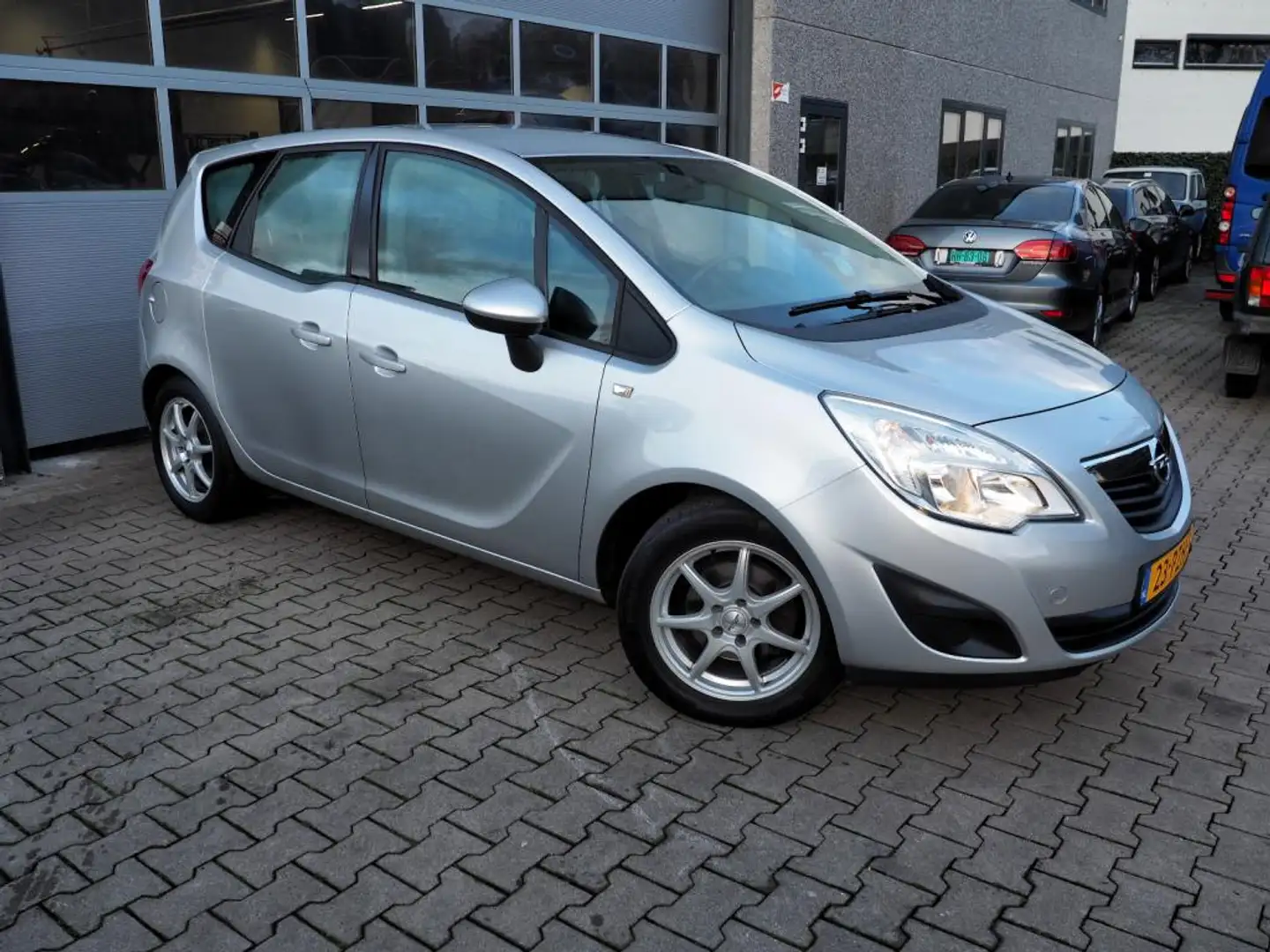 Opel Meriva 1.4 Turbo Edition AIRCO NAVI CAMERA LM VELGEN Gris - 1