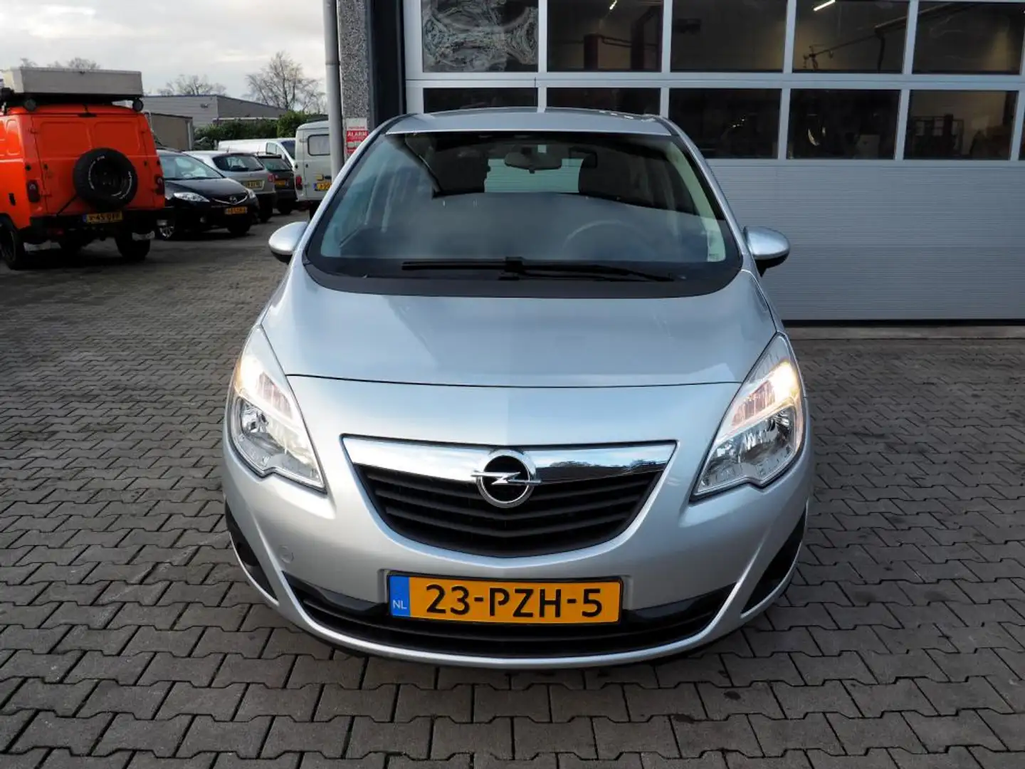 Opel Meriva 1.4 Turbo Edition AIRCO NAVI CAMERA LM VELGEN Gris - 2