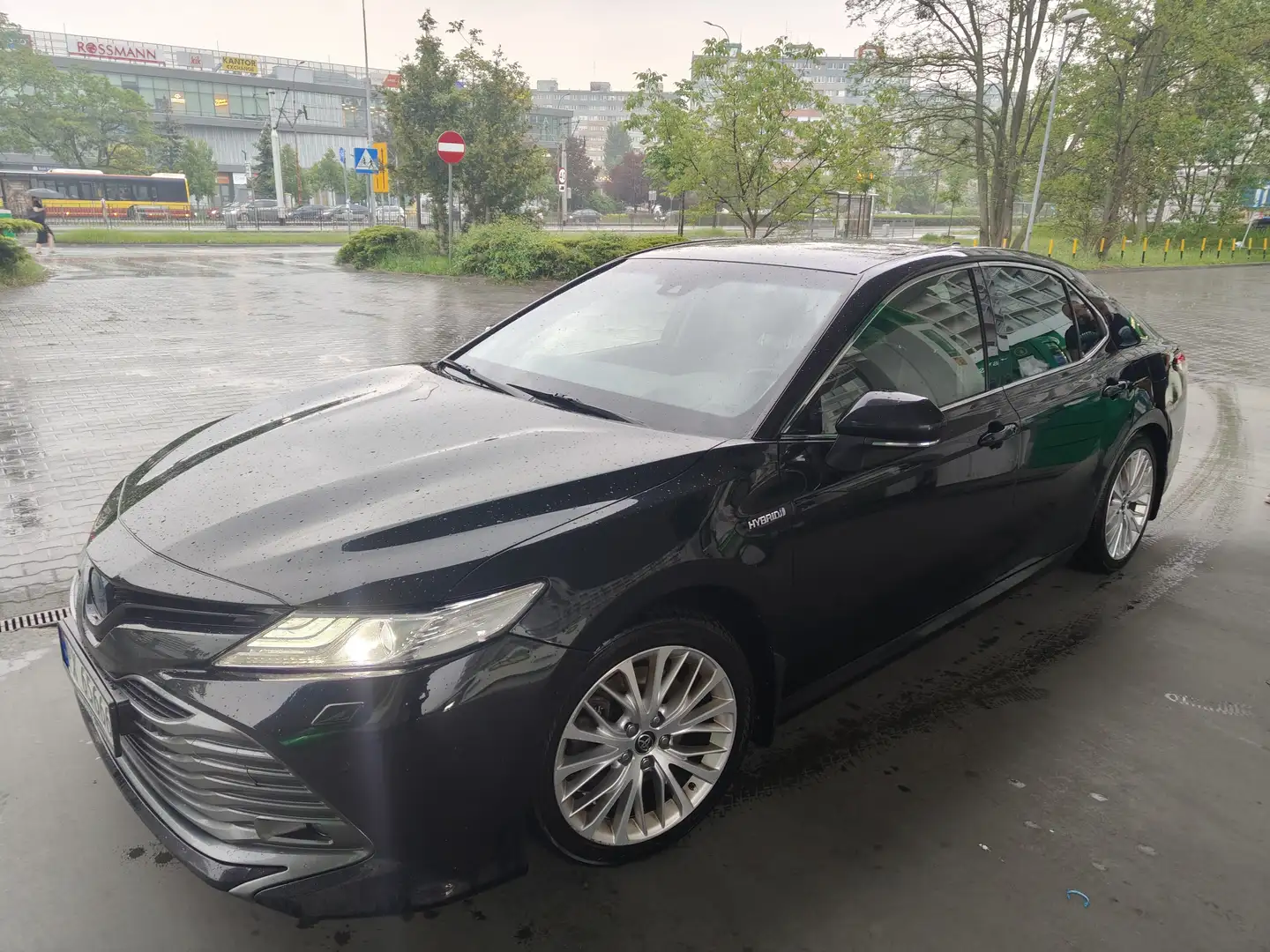 Toyota Camry EXPORT Schwarz - 1