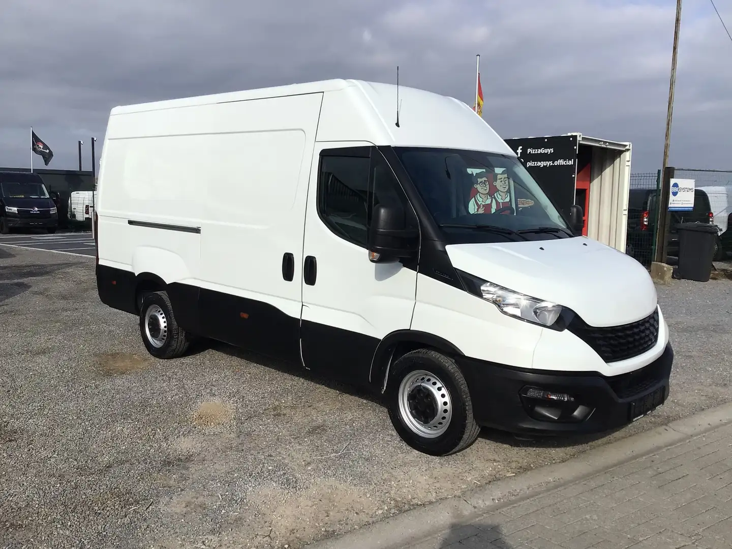 Iveco Daily l3h2 140pk 10/2021 67000km 19950e ex Белый - 1
