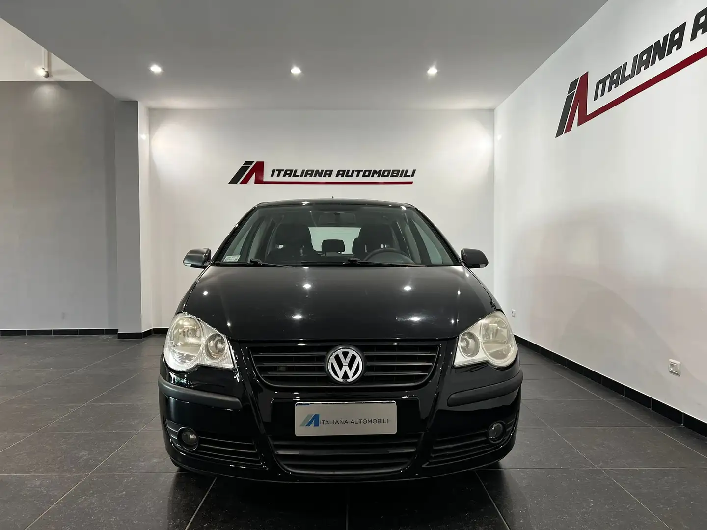 Volkswagen Polo Polo IV 2005 5p 1.2 Comfortline CL 70cv Negro - 2