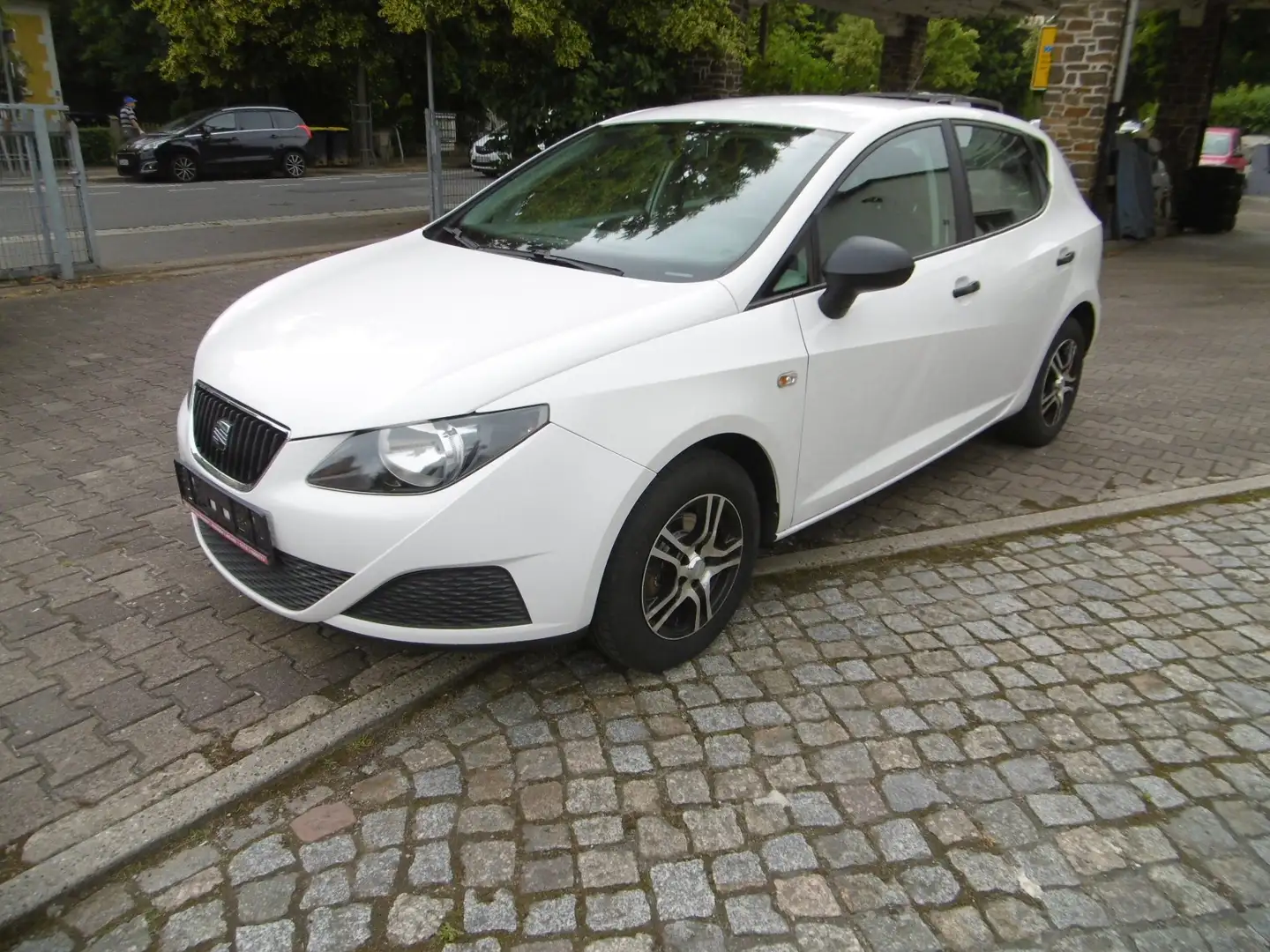 SEAT Ibiza Reference Klima TÜV bis 06/2027 Weiß - 1
