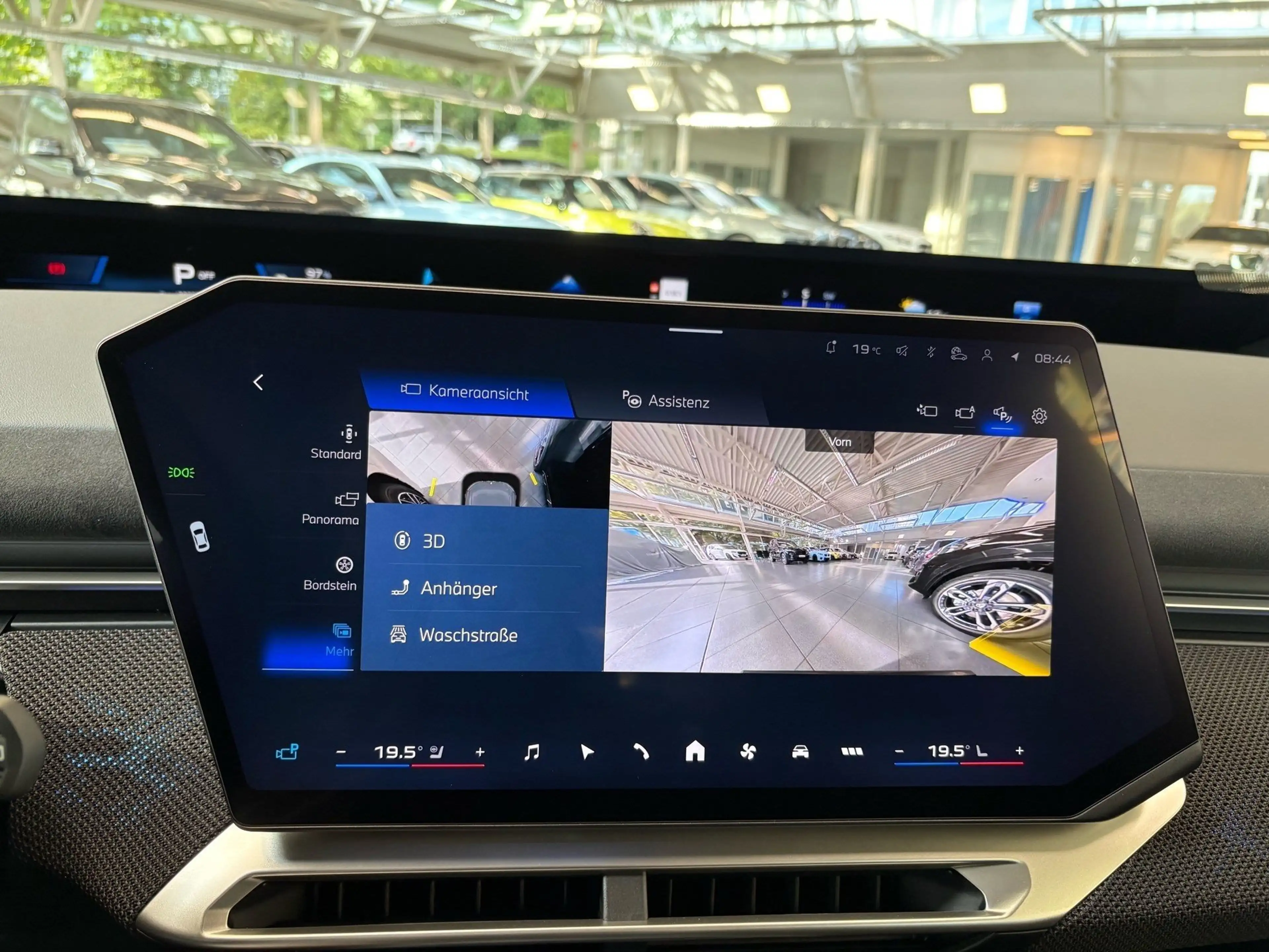 BMW iX3 40 M SportPro AHK Pano PA+ H/K 3D HuD — photo 15