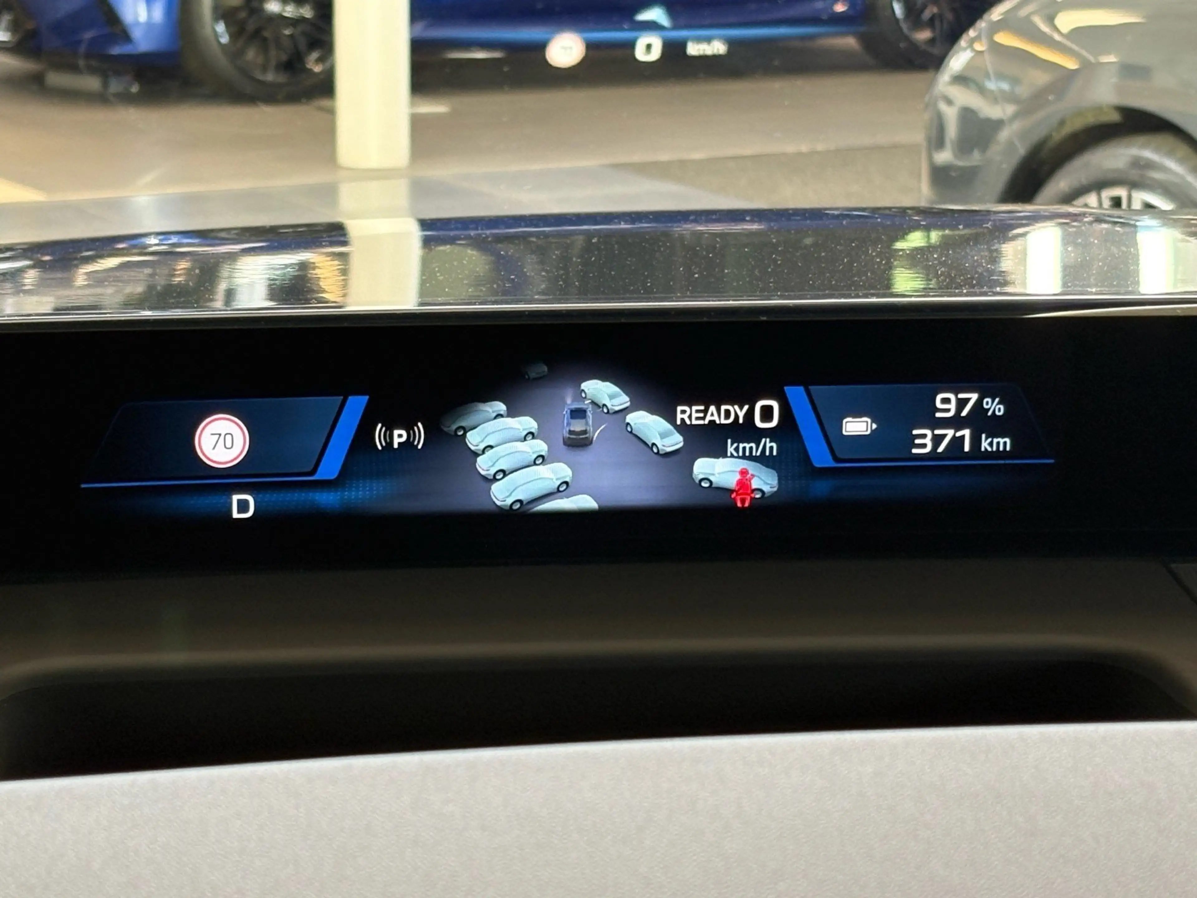 BMW iX3 40 M SportPro AHK Pano PA+ H/K 3D HuD — photo 11