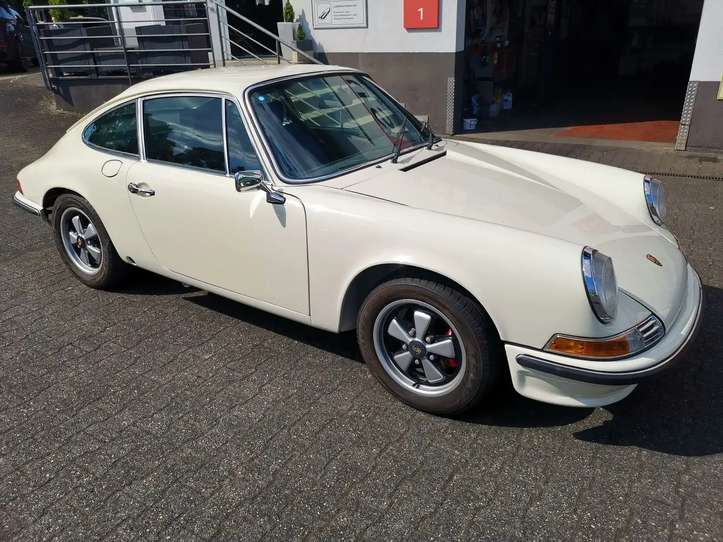 Porsche 911 911 E Ölklappe Білий - 2