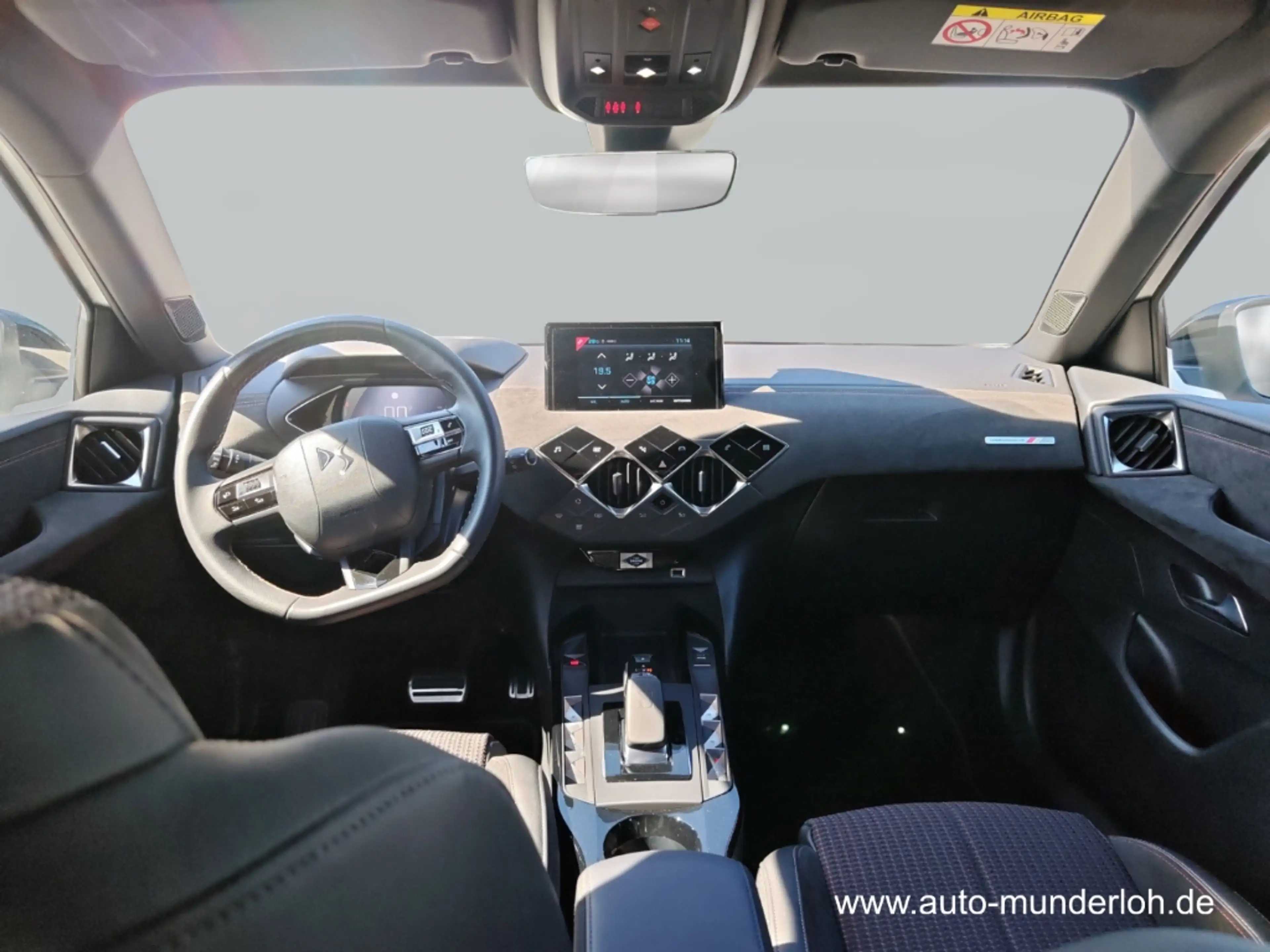 DS Automobiles DS 3 E-TENSE PERFORMANCE LINE KLIMA SAFTY-PACK LM-FELG — photo 8