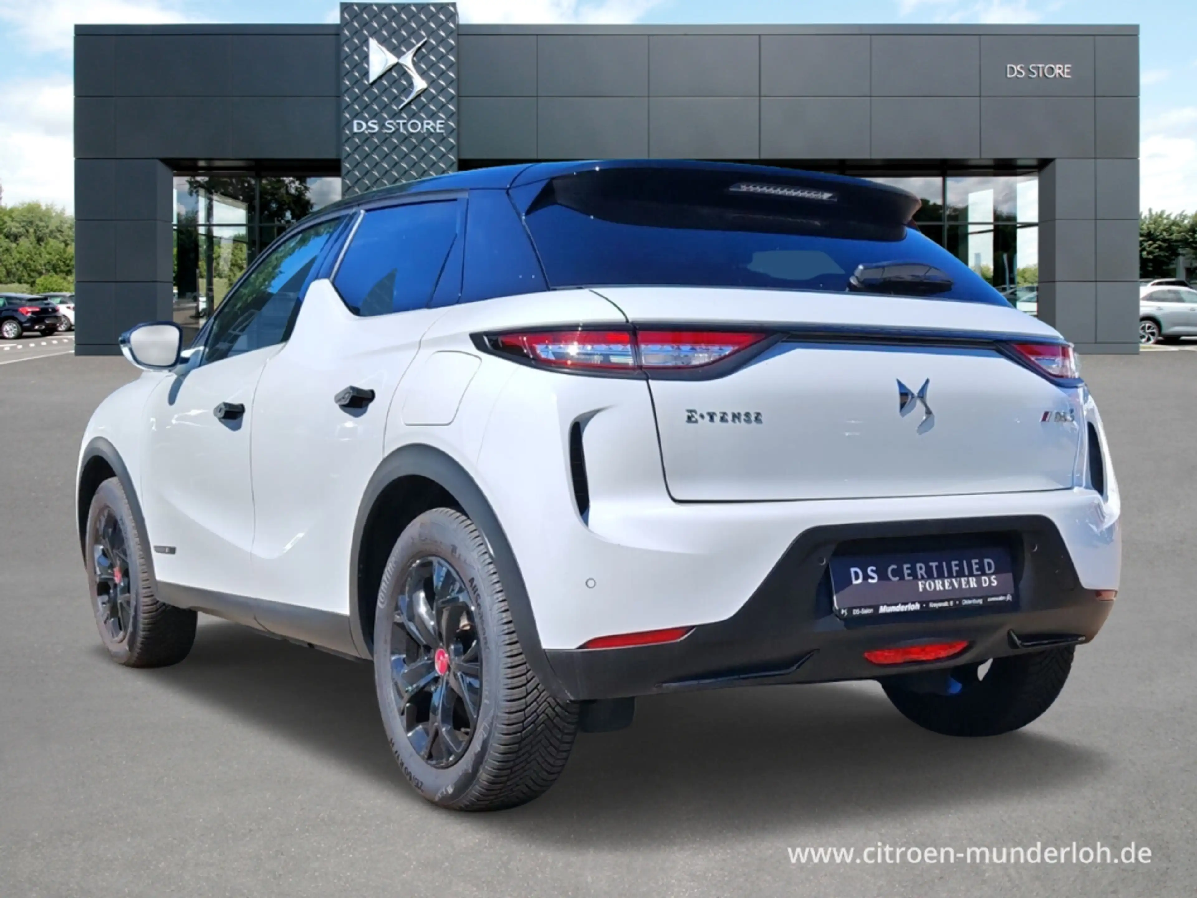 DS Automobiles DS 3 E-TENSE PERFORMANCE LINE  KLIMA SAFTY-PACK LM-FELG — photo 7