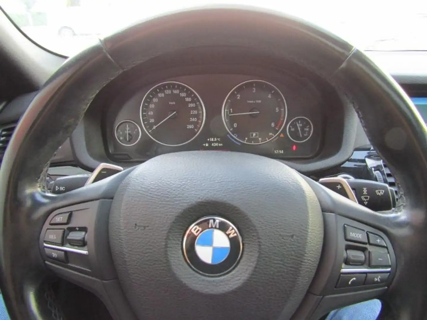 BMW X4 xDrive30dA 258ch M Sport Grau - 2