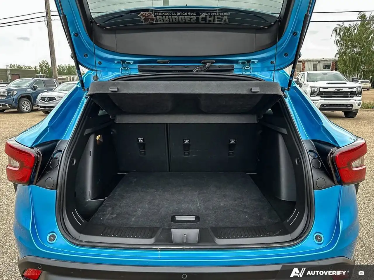 Chevrolet Trax снимка Chevrolet Trax