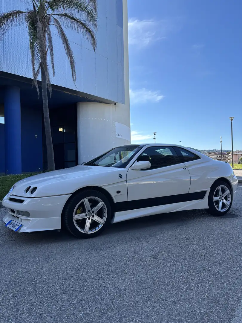 Alfa Romeo GTV 2.0 16v ts Lusso c/pelle Momo - 1