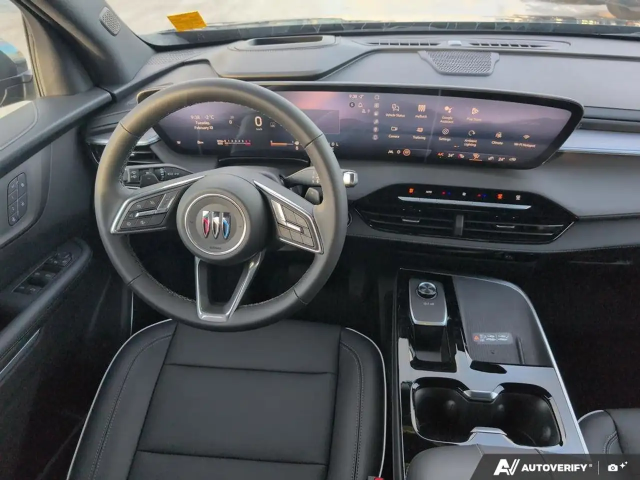 Buick Enclave снимка Buick Enclave