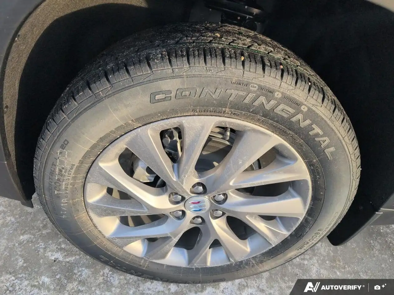 Buick Enclave снимка Buick Enclave