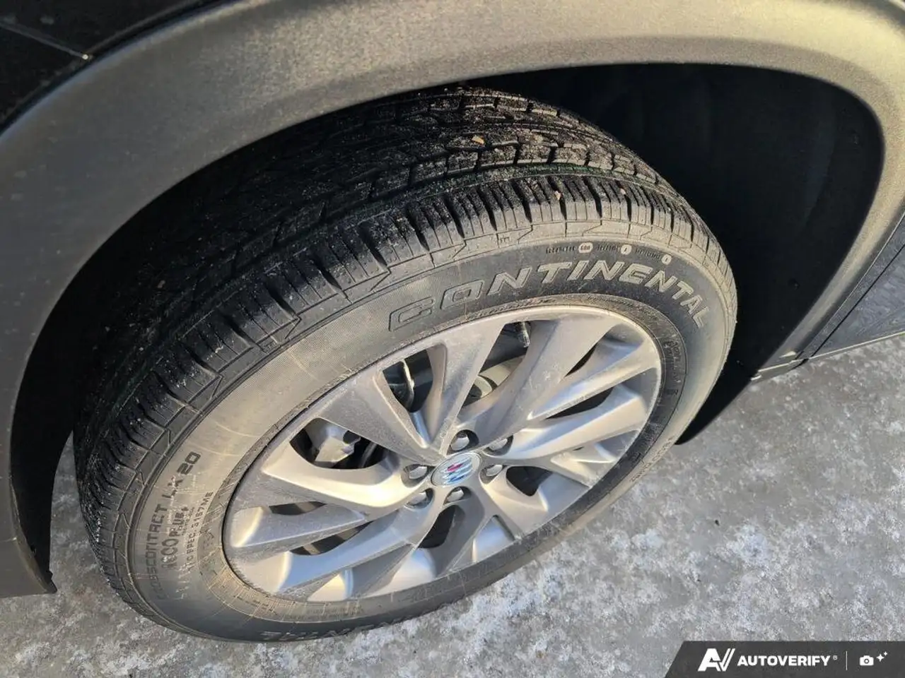 Buick Enclave снимка Buick Enclave