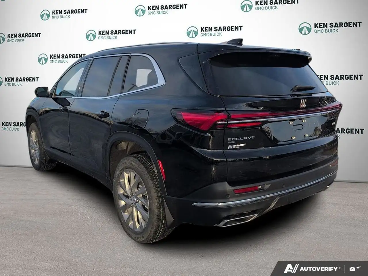 Buick Enclave снимка Buick Enclave