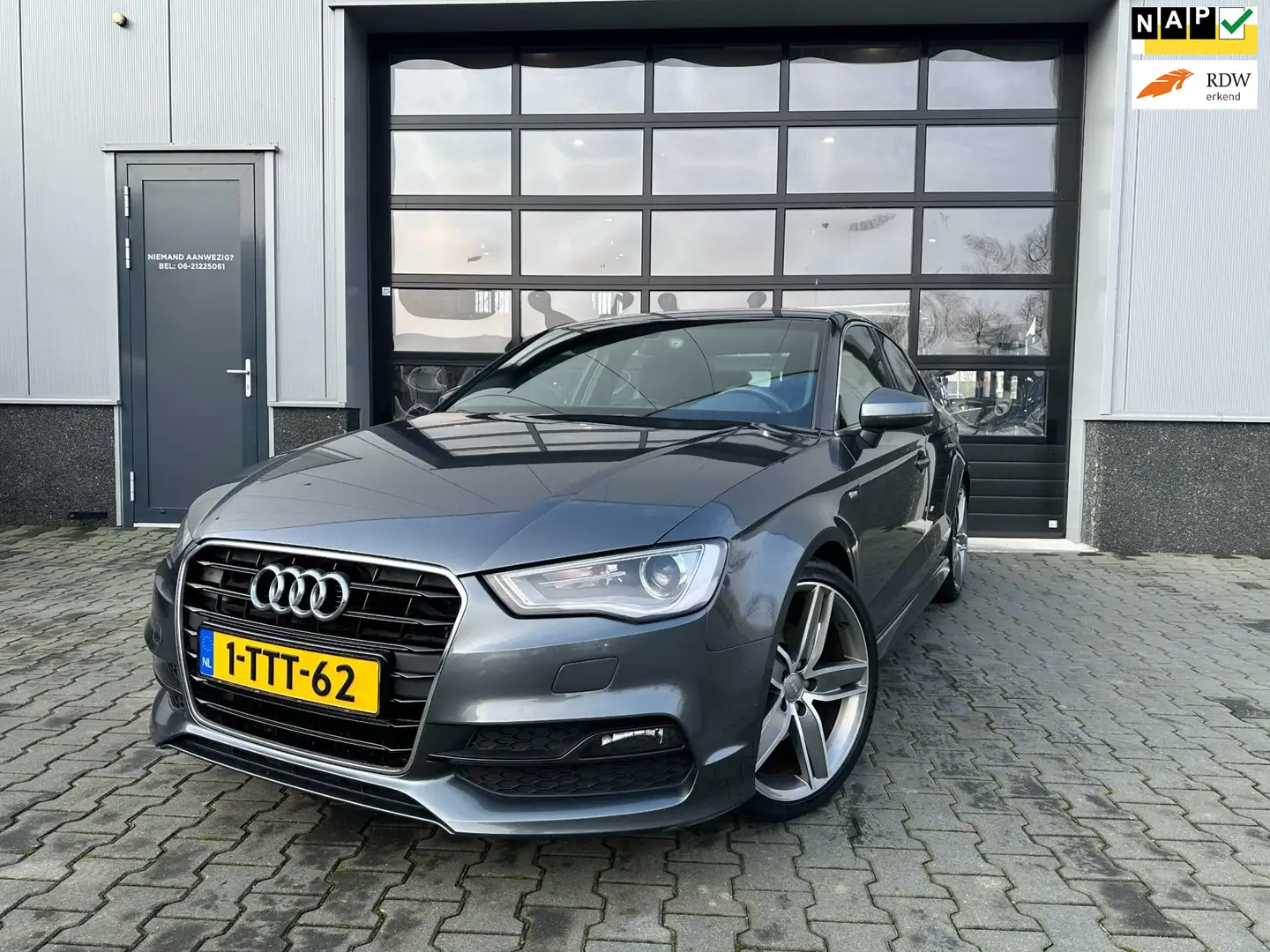Audi A3 Limousine 1.8 TFSI Ambition Pro Line S-LINE Grau - 1