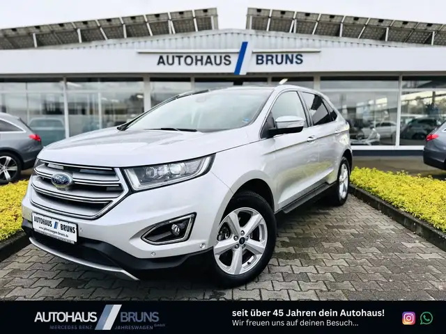 Ford Edge TITANIUM 4x4, Autom., LED, Panod., AHK, Totw, ACC,