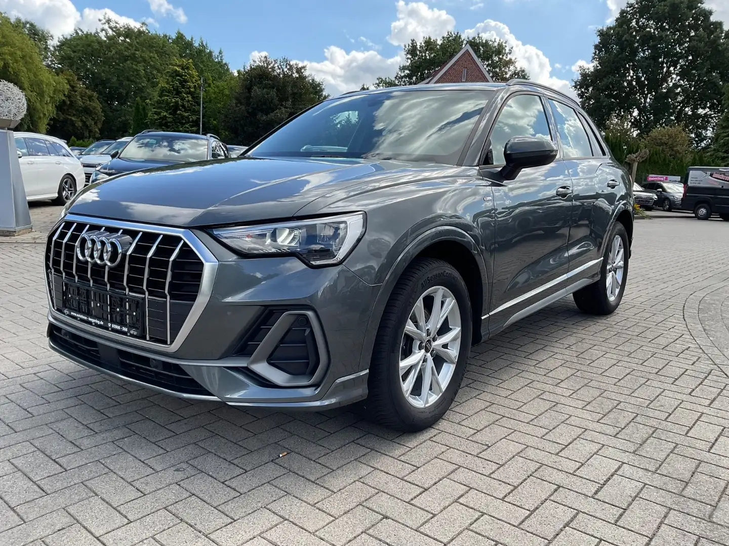 Audi Q3 35 TDI S tronic S line,Kamera,VirtualDisplay Gris - 1