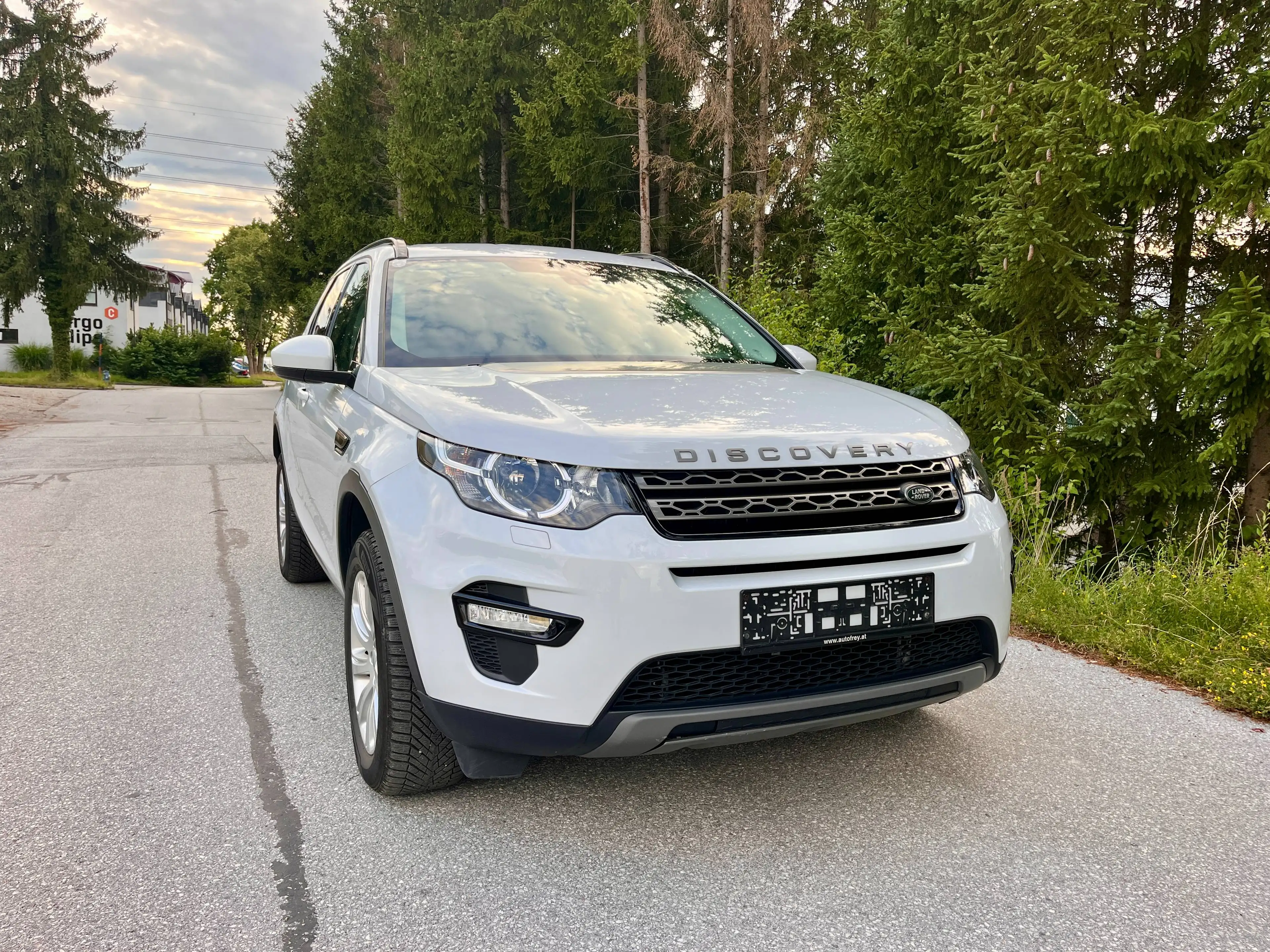Land Rover Discovery Sport Discovery Sport 2,0 eD4 HSE Luxury e-Capability HSE Luxury — photo 13
