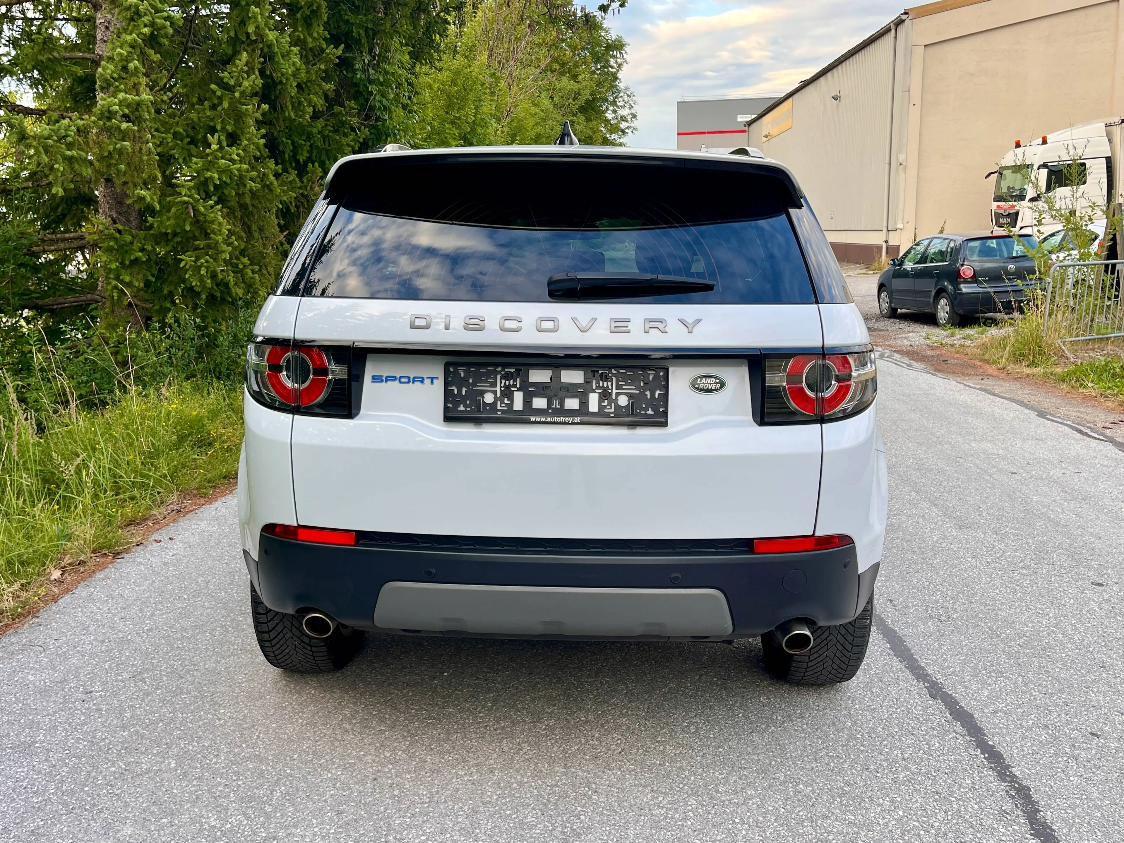 Land Rover Discovery Sport Discovery Sport 2,0 eD4 HSE Luxury e-Capability HSE Luxury — photo 9