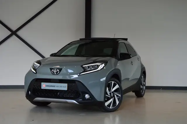 Toyota Aygo X 1.0 VVT-i MT Envy |Camera|PDC|Apple Carplay|Nieuw