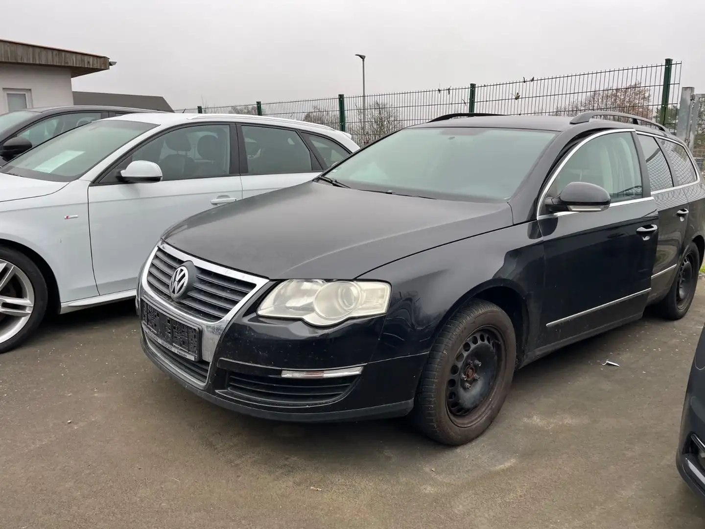 Volkswagen Passat Variant Comfortline MOTORSCHADEN!! Black - 2