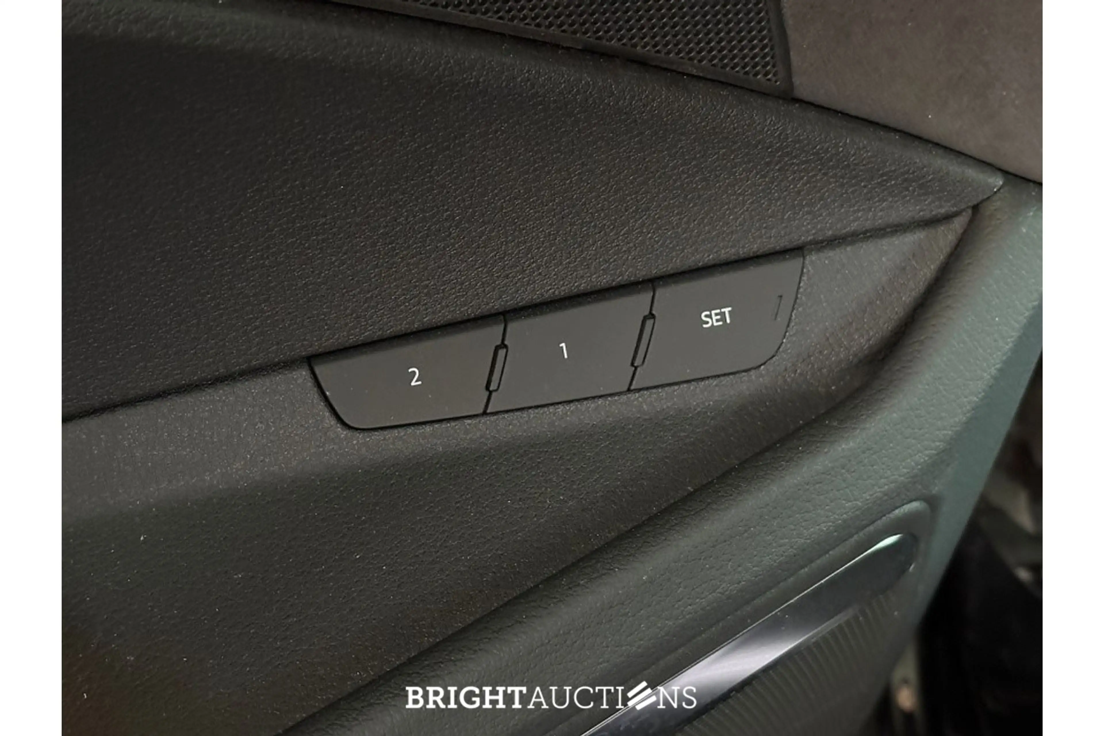 Audi e-tron 55 Quattro S edition 95 kWh — photo 12