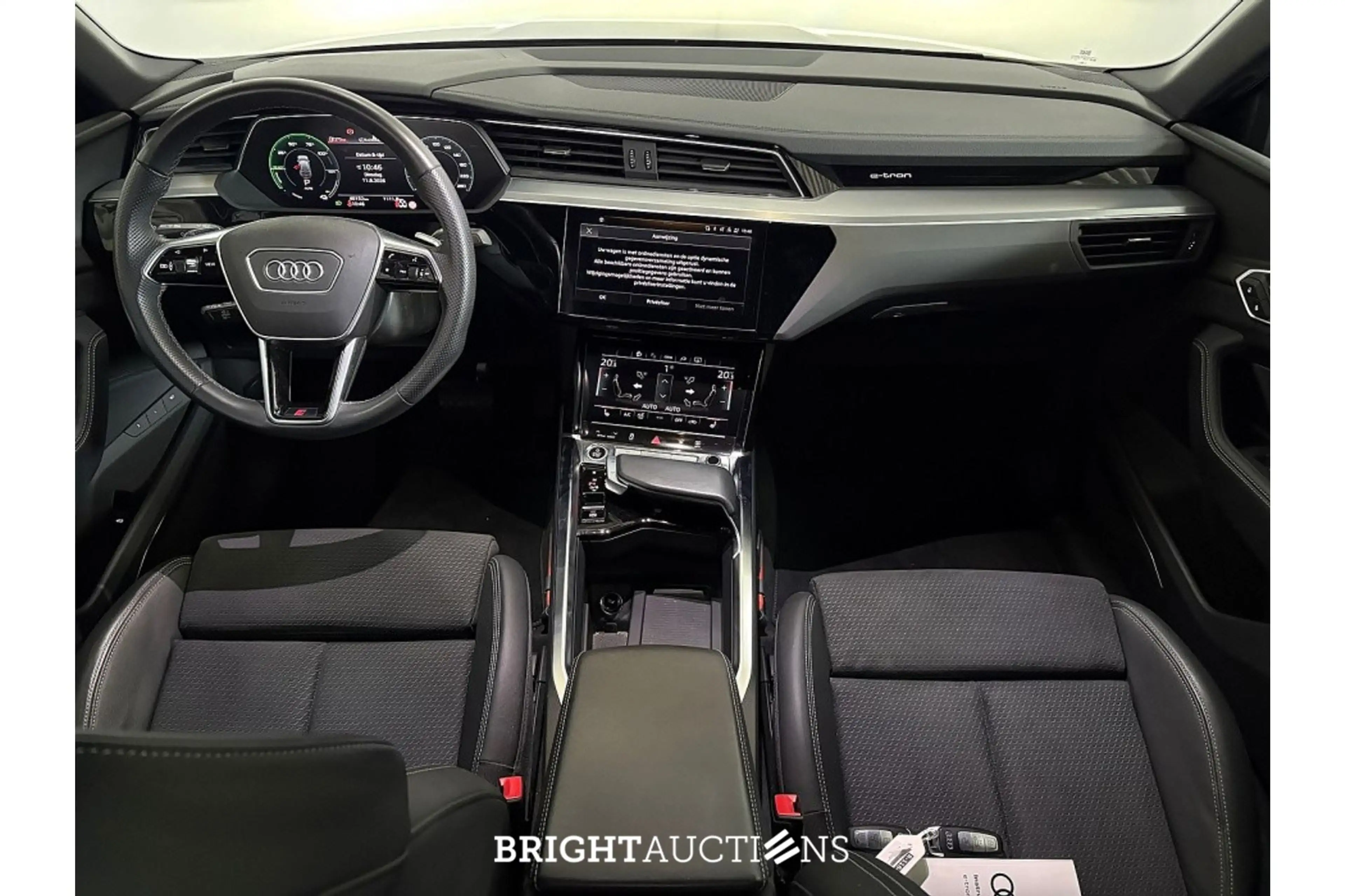 Audi e-tron 55 Quattro S edition 95 kWh — photo 15