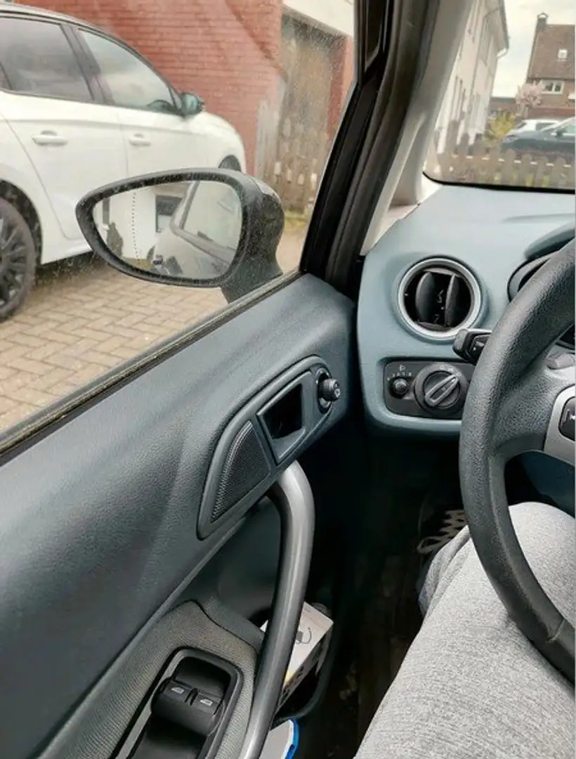 Ford Fiesta Fiesta Ghia Blau - 2