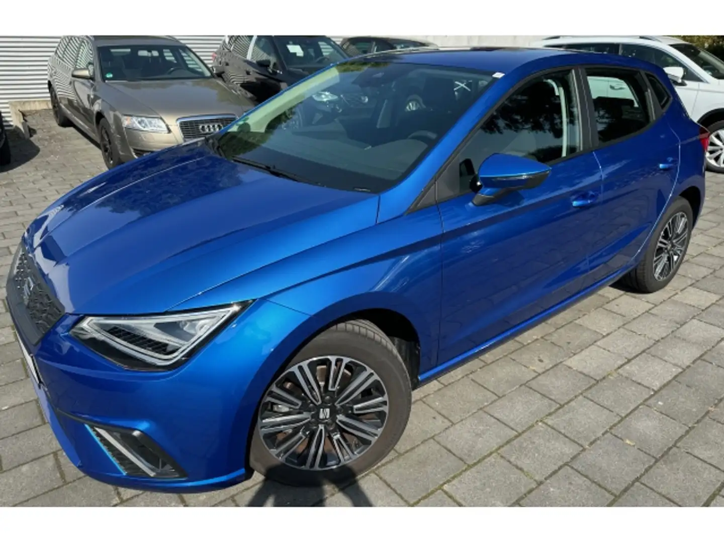 SEAT Ibiza Ibiza 1.0 TSI Style /NAVI/KESSY/SHZ Bleu - 1